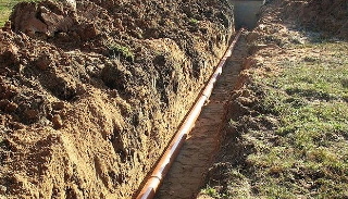 Копка траншей для водопровода в Люберцах: цена за метр от 927 руб.